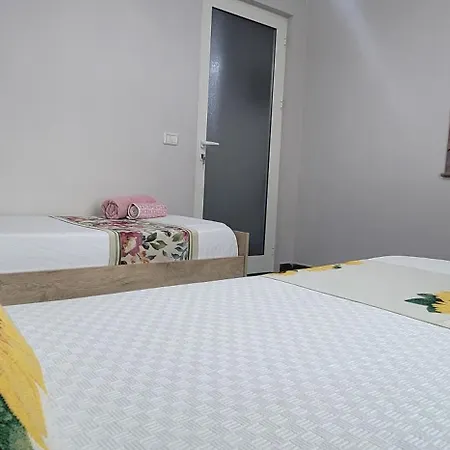 Perla 5- Seaview In Center Appartement *